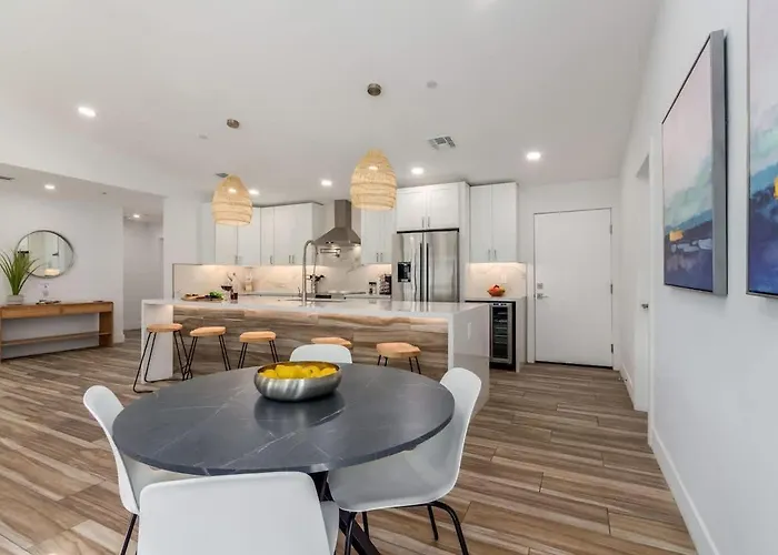 Desert Daze - Pool Heat Available - Fire Pit & Canal Access * Scottsdale